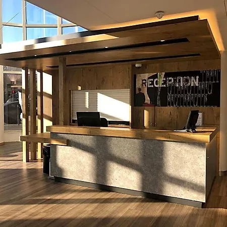 Hotel Ibis Budget Paris Porte De 2*