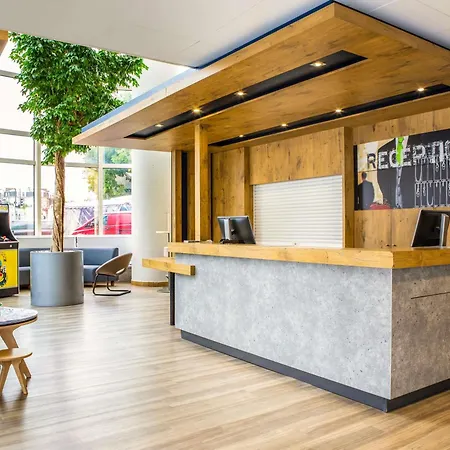Hotel Ibis Budget Paris Porte De