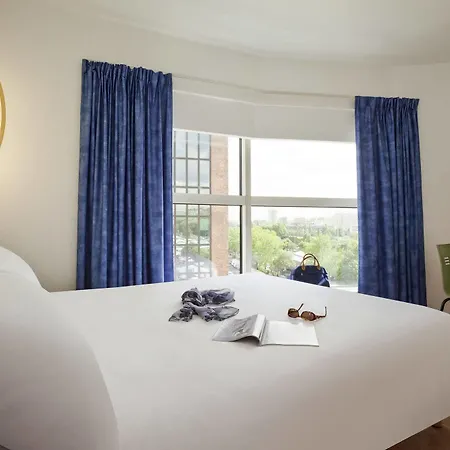 Ibis Budget Paris Porte De Hotel Montreuil (Seine-Saint-Denis)
