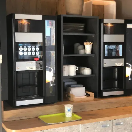 酒店 巴黎 波特蒙特勒伊德宜必思快捷酒店 2*