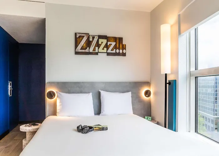 Hotel Ibis Budget Paris Porte De 2*